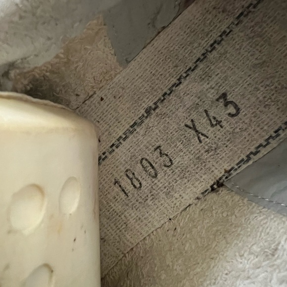 Golden Goose White and Gray Sneakers - Picture 5 of 5